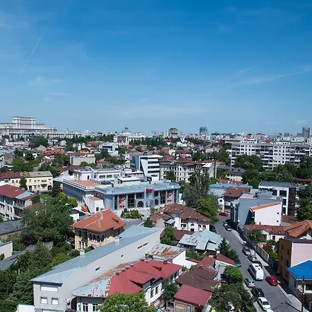 Two Flat City Center *